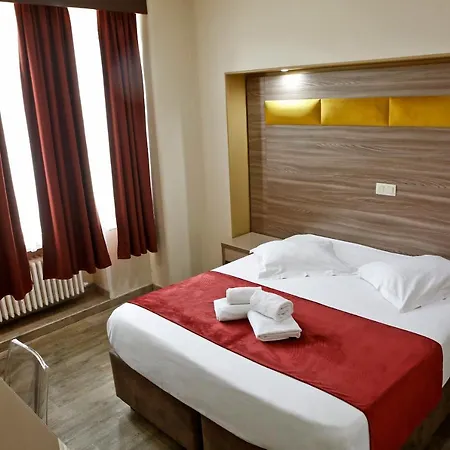 Hotel De France 3*