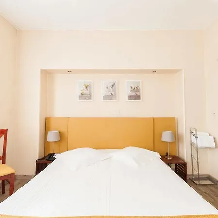 De France Hotel 3*